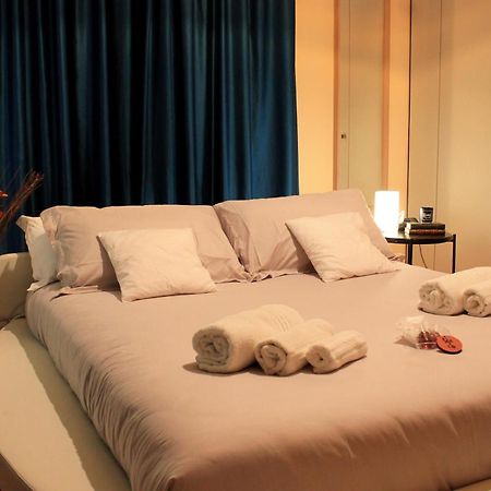 מטרה Bracco Rooms & Suites מראה חיצוני תמונה