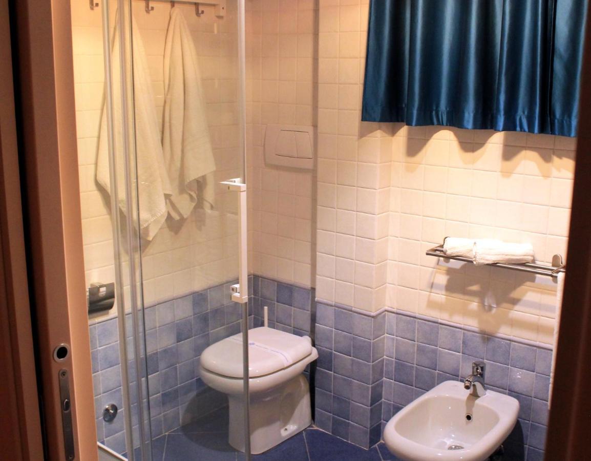 מטרה Bracco Rooms & Suites מראה חיצוני תמונה