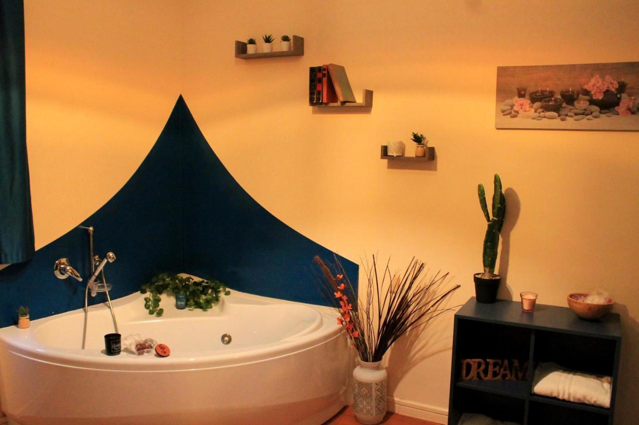 מטרה Bracco Rooms & Suites מראה חיצוני תמונה