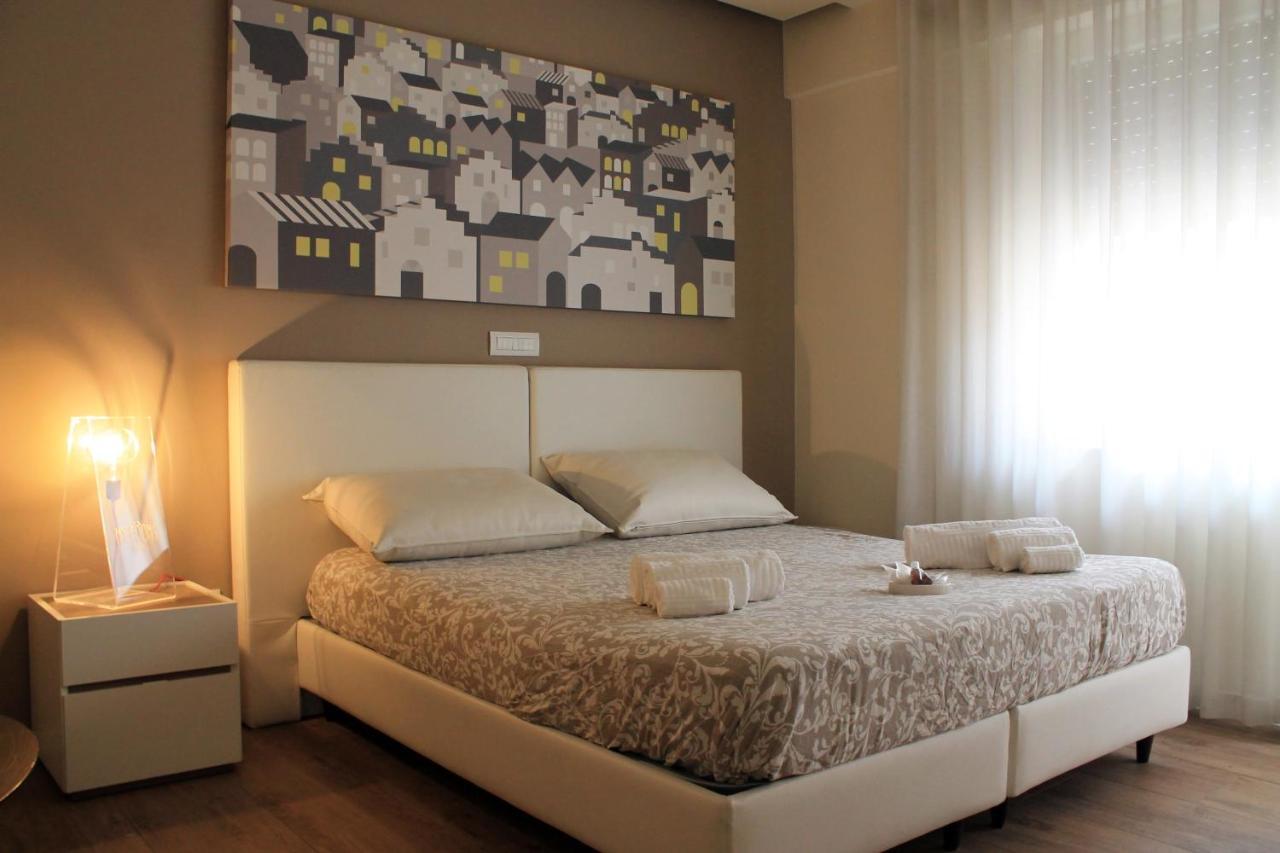 מטרה Bracco Rooms & Suites מראה חיצוני תמונה