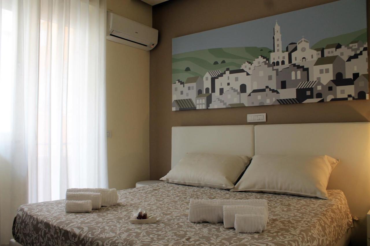 מטרה Bracco Rooms & Suites מראה חיצוני תמונה