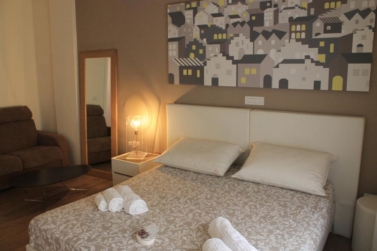 מטרה Bracco Rooms & Suites מראה חיצוני תמונה
