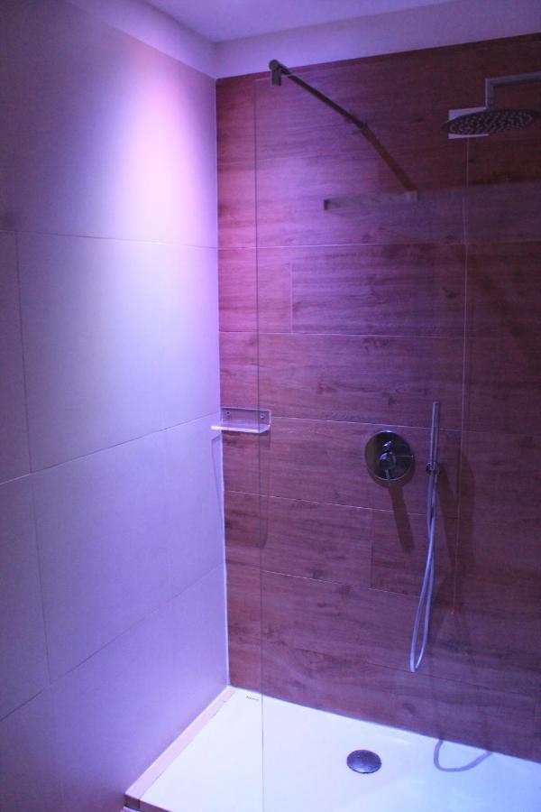 מטרה Bracco Rooms & Suites מראה חיצוני תמונה