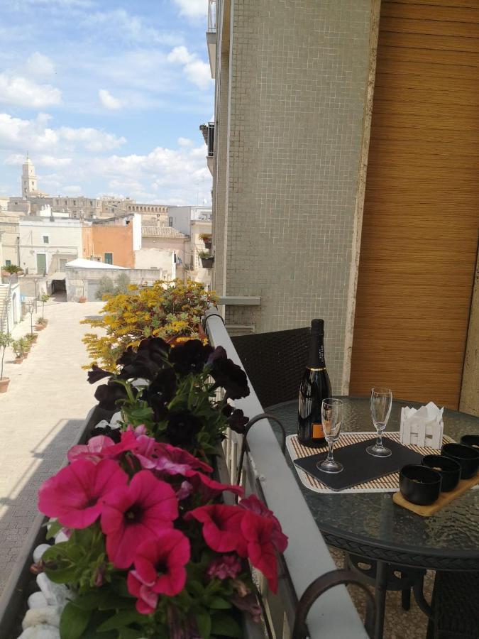 מטרה Bracco Rooms & Suites מראה חיצוני תמונה